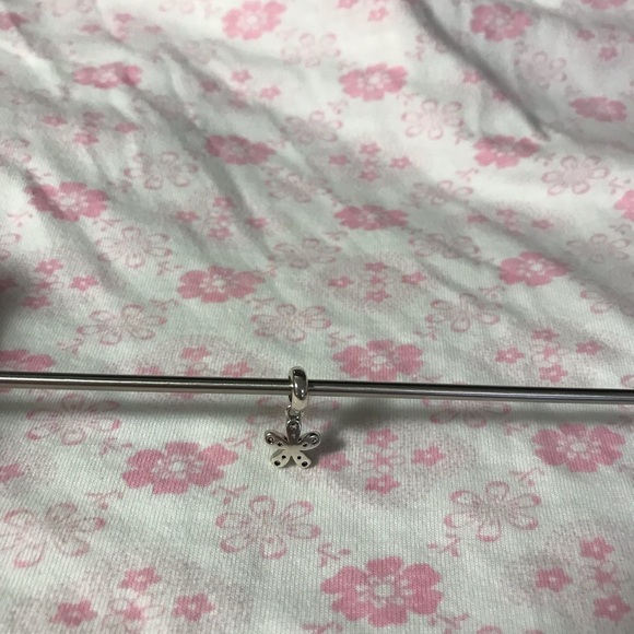 Pandora dazzling daisy dangle charm - Picture 1 of 5